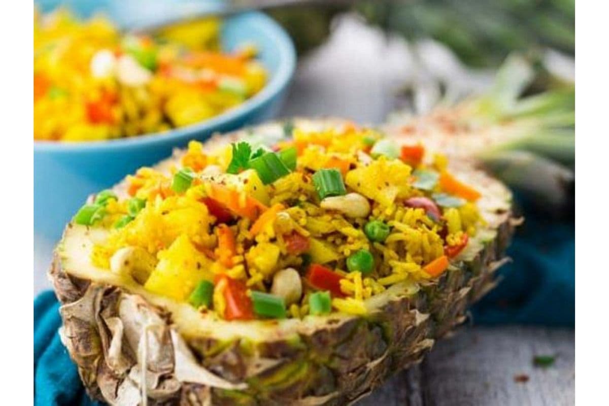 Pineapple Fried Rice 菠萝炒饭