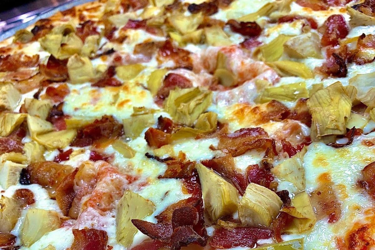 14" grande pizza dipiomate / 14" Large Diplomat Pizza