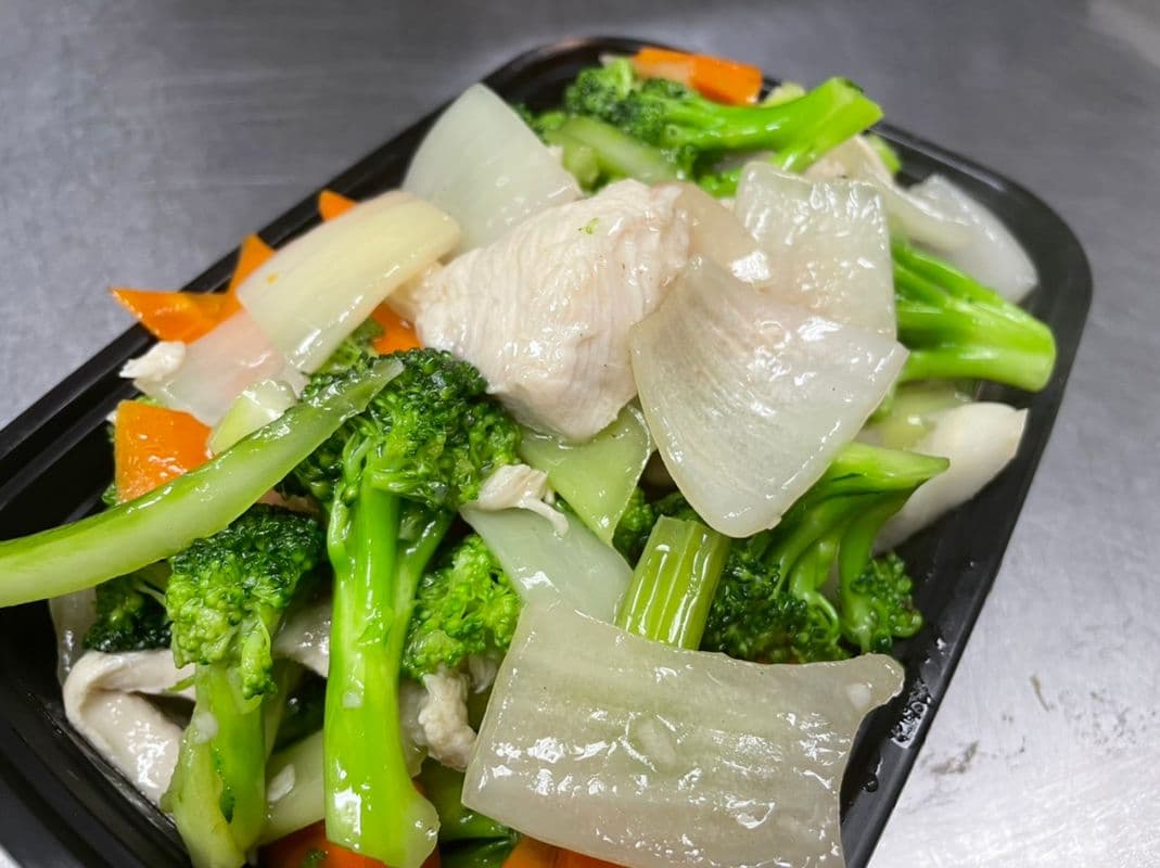 42. Chicken with Mixed Vegetable鸡杂菜