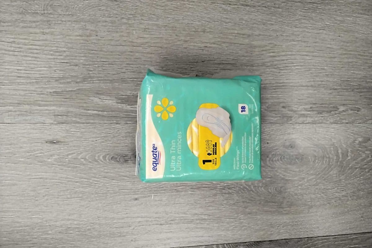 Equate ultra thin with flexi wings size 1(regular) (18 pads)
