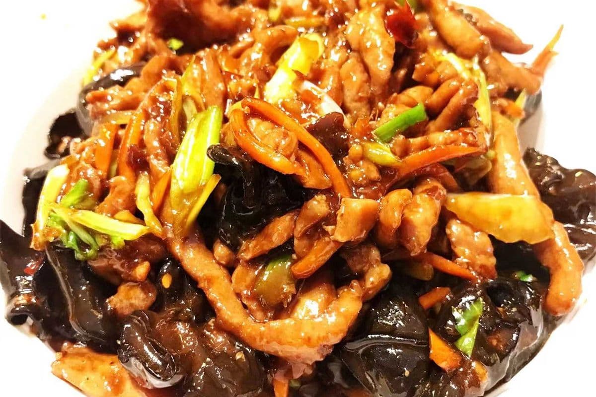 10. Sweet and Sour Shredded Pork in Garlic Sauce 鱼香肉丝
