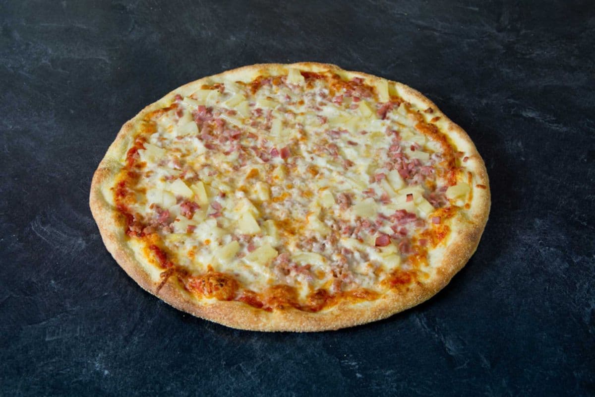 18" Party Specialty Pizza #14 (Hawaiian)