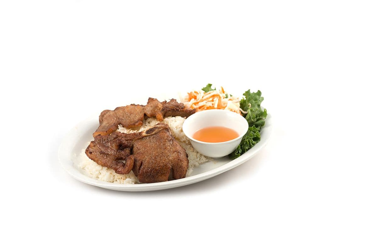 45. Côtelettes de porc sur riz blanc / Pork Chops on White Rice