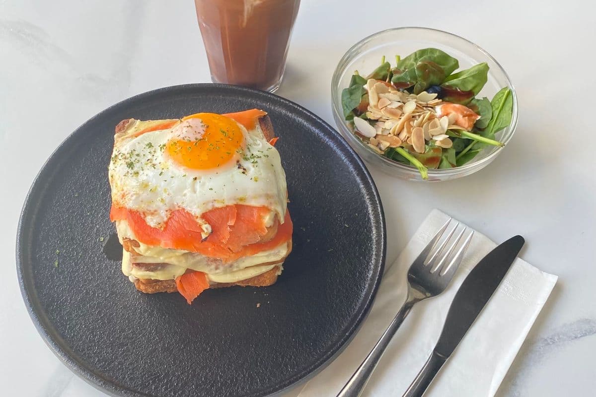 B-4 JOIE Croque Monsieur
