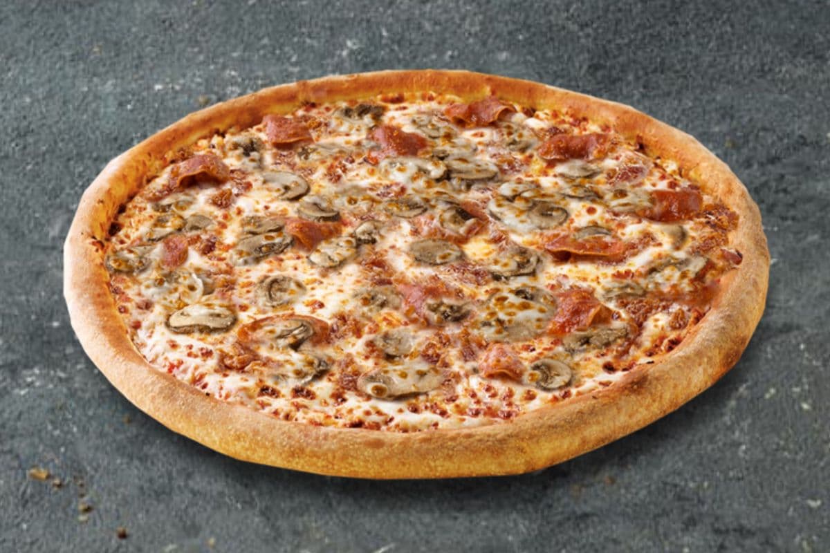Extra Large Canadian Classic Pizza