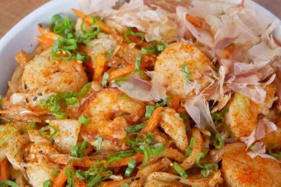 Seafood Yaki Udon