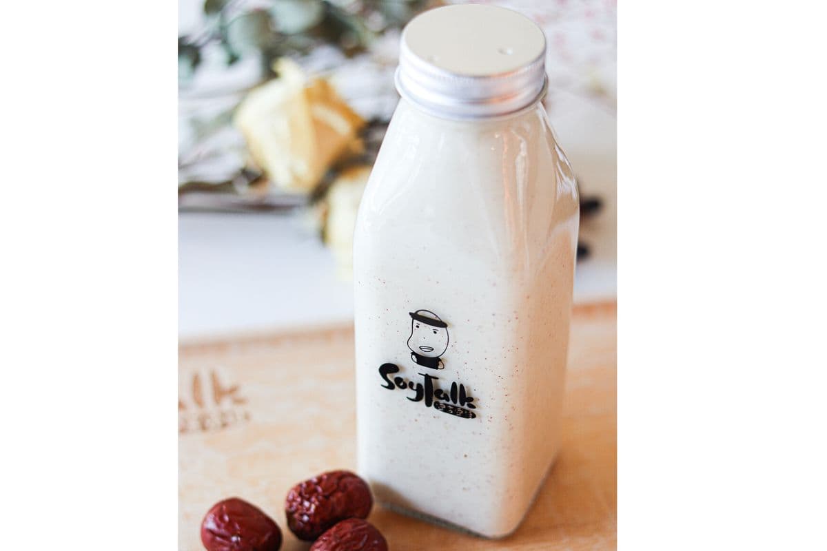 Red Jujube Soy Milk (紅棗濃豆乳)