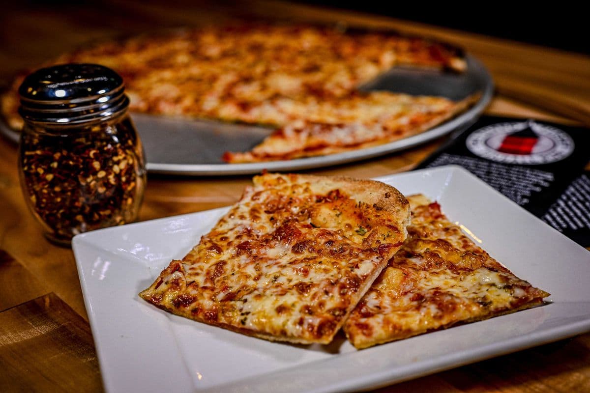 16" Tavern Style Pizza