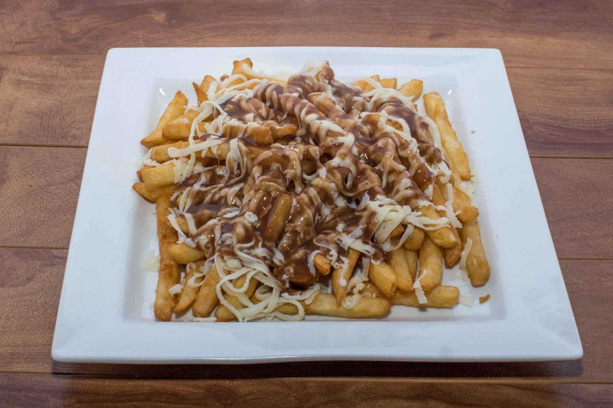 Large Poutine
