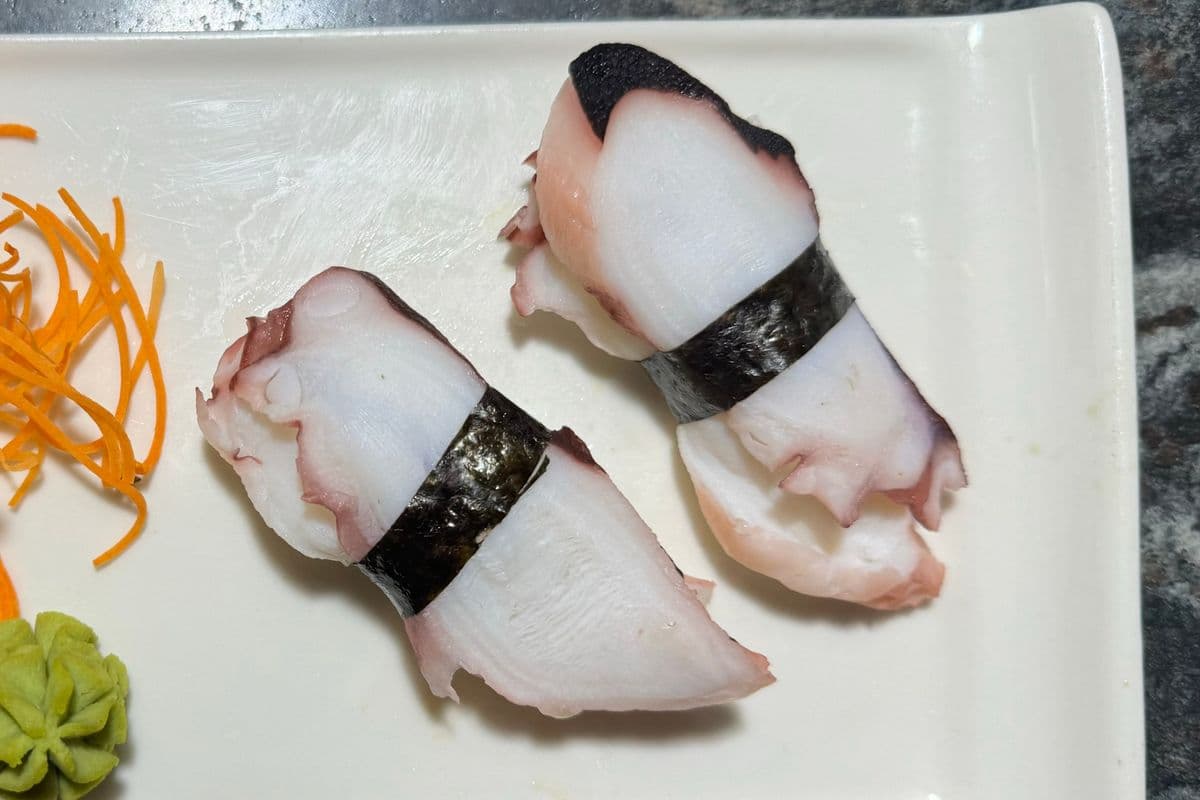Tako (Octopus) Nigiri