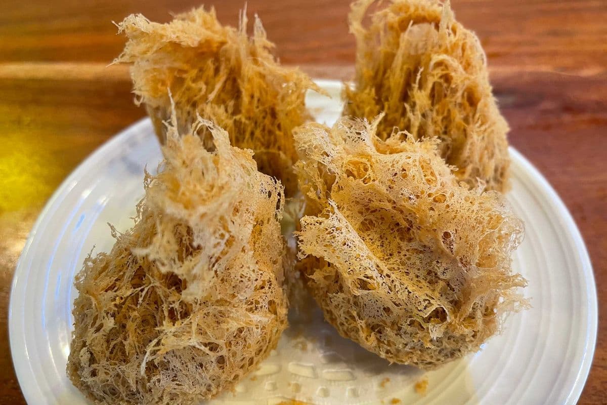 A50 Fried Taro Dumplings 蜂巢炸芋角