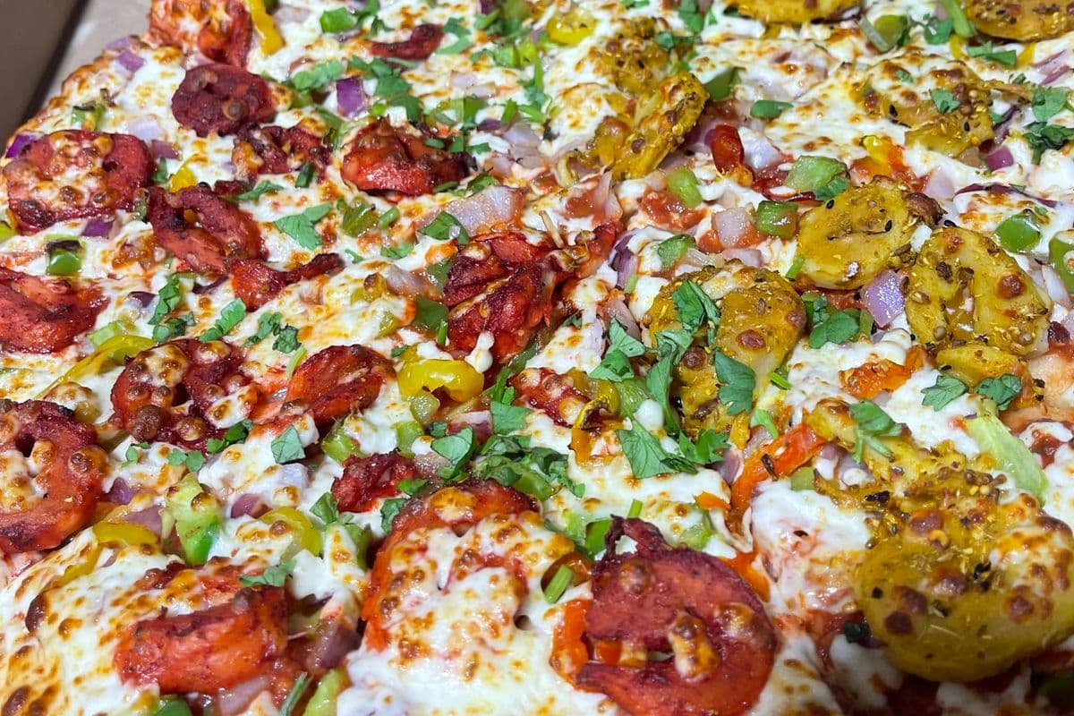 π Soy Chaap Pizza