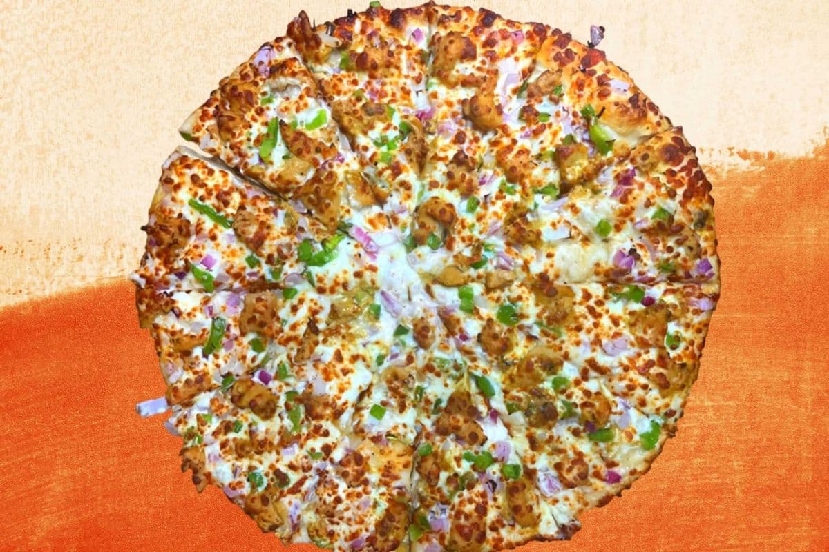 Soya Chaap Pizza (5 Toppings and 1 Free Dip)