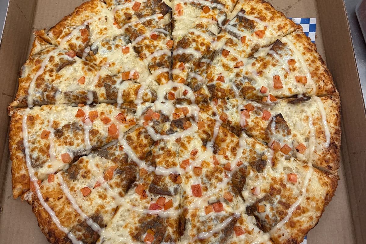 18" Giant Donair Pizza
