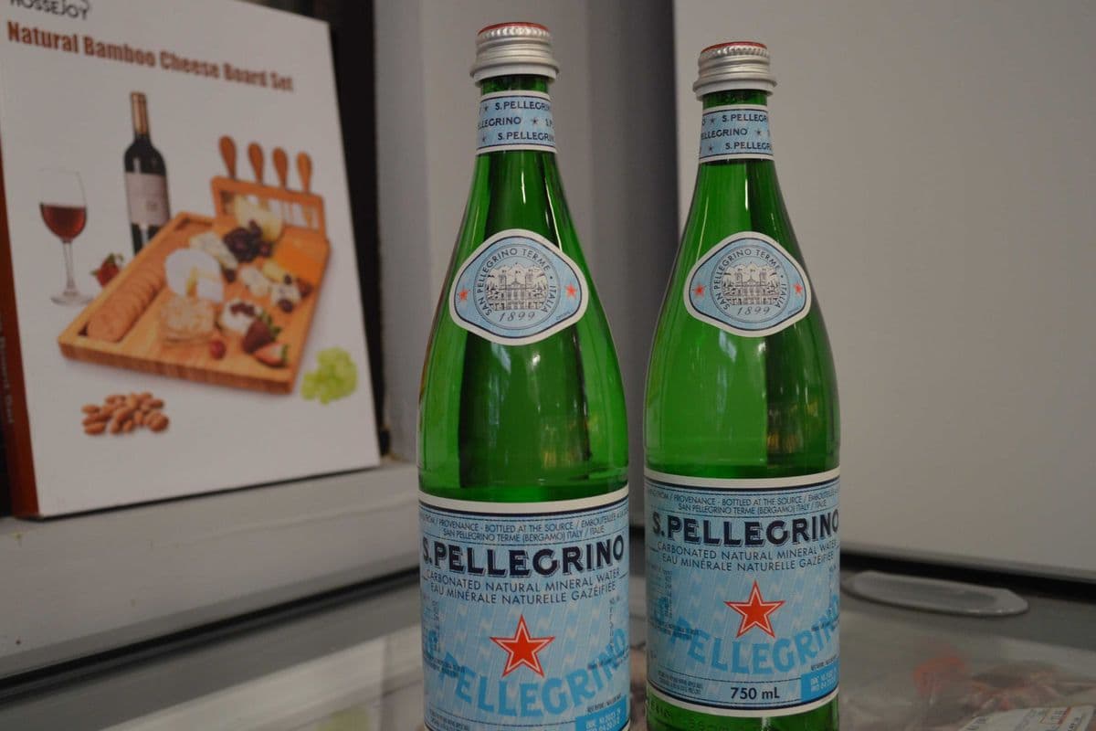SAN PELLEGRINO SPARKLINGWATER (750ml Bottle)