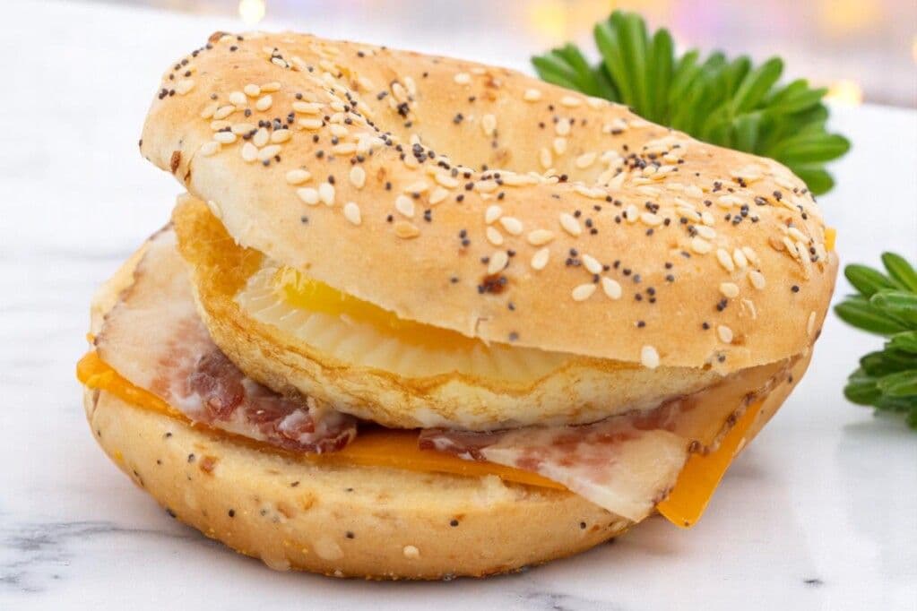 BREAKFAST MENU - BACON AND CHEESE BAGEL