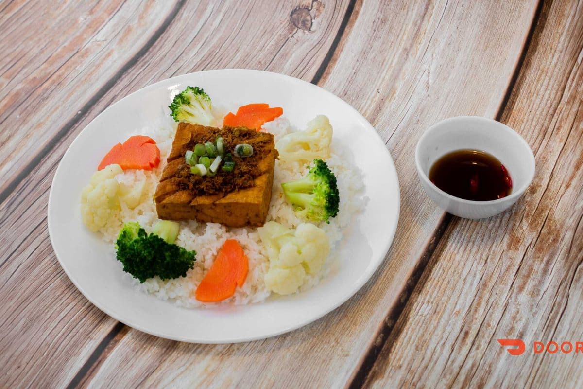 Lemon Grass Tofu Rice Plate