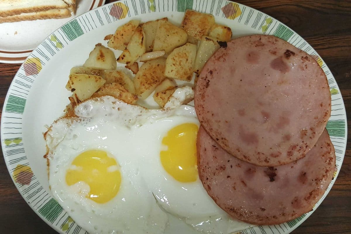 Two Eggs with Ham (2 Slices)