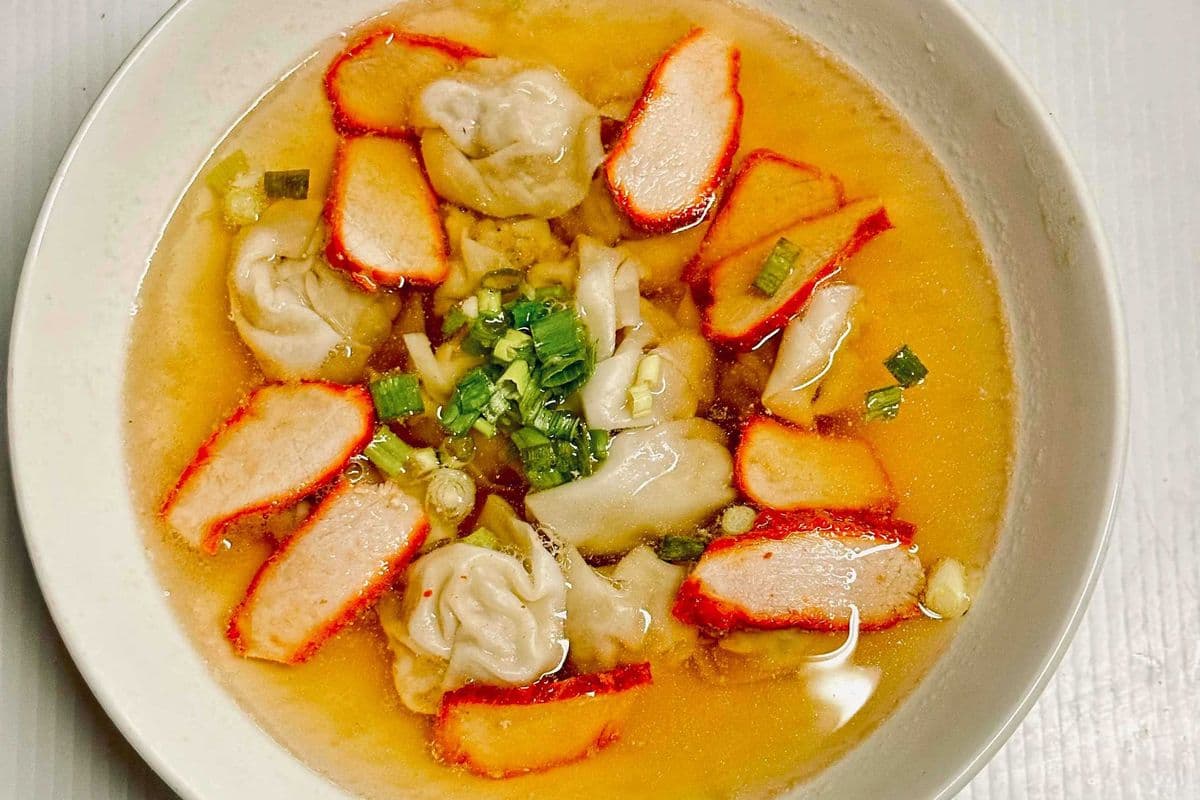 Wonton Soup with BBQ Pork (Large) (2 portions, 10 bbq pork)