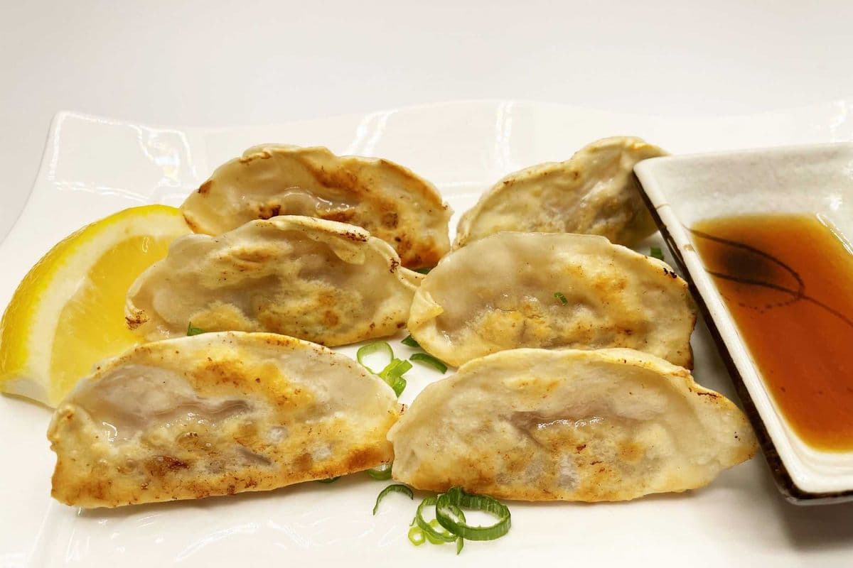 Gyoza (6 pcs)