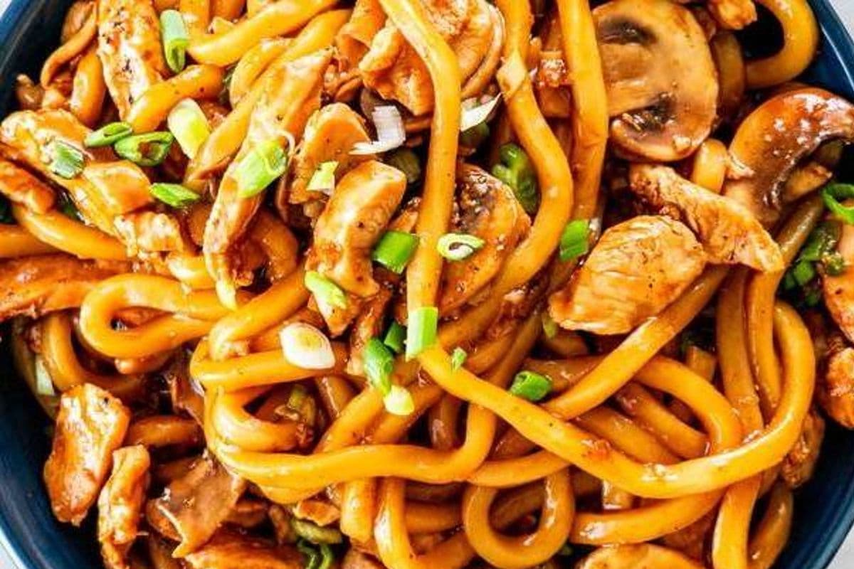43. Chicken Udon / Lo Mein Stir Fried