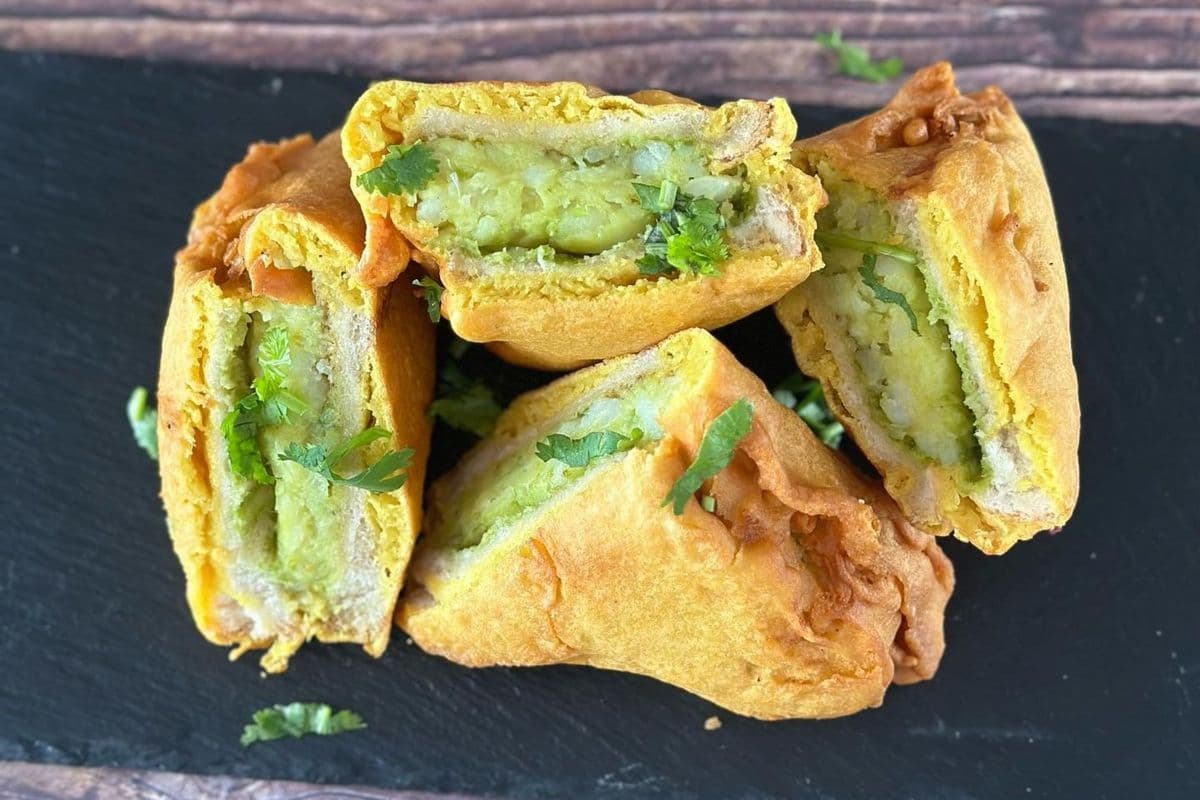 Bread Pakora (2 pcs)