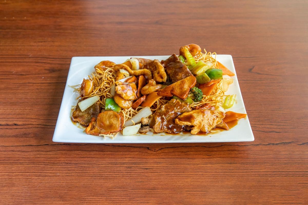 74. Cantonese Chow Mein (Deep-Fried Noodles)