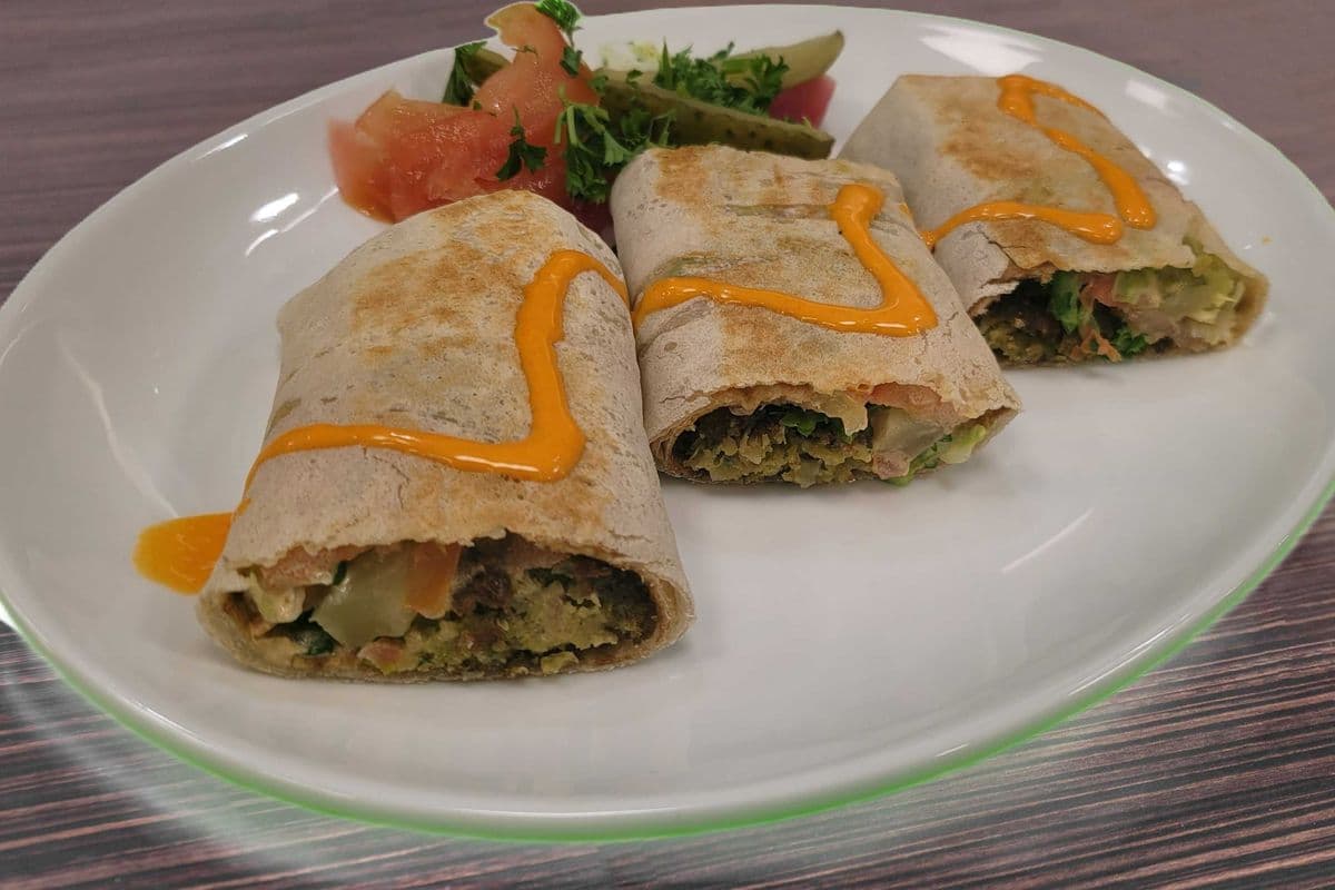 Falafel Special Wrap