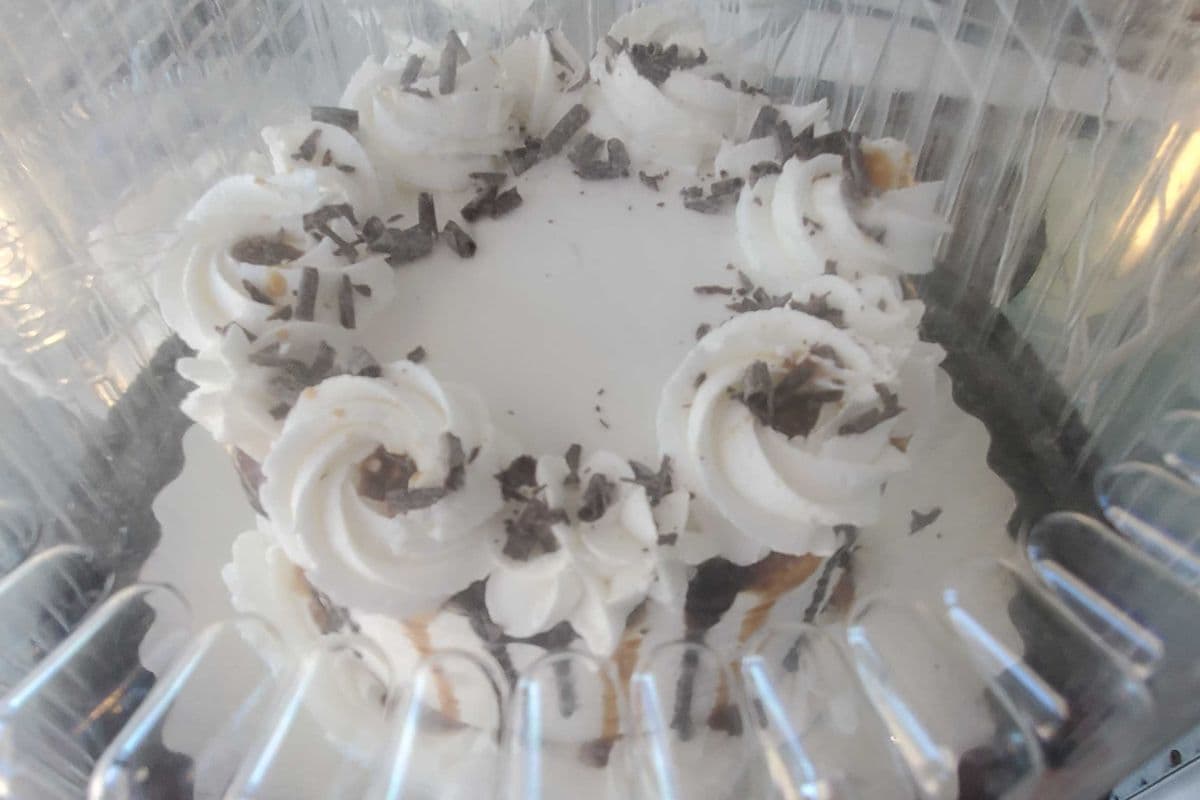 6" Marble Caramel Cake