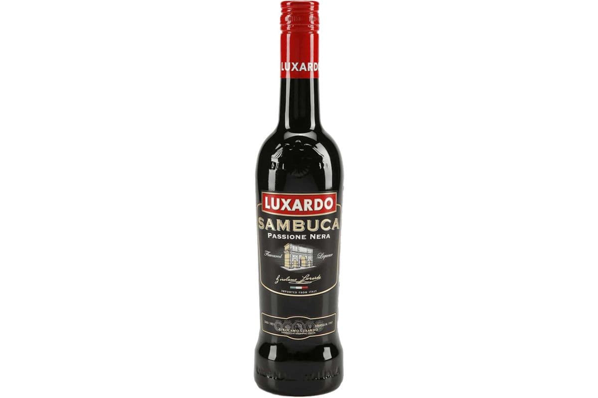 Sambuca Luxardo Passione Nera (1 x 750 ml)
