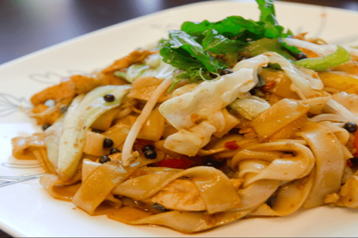 #37. Pad Kee Mao