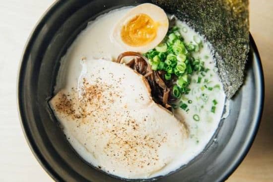 Ramen Tonkotsu au poulet original / Chicken Tonkotsu with Original Ramen