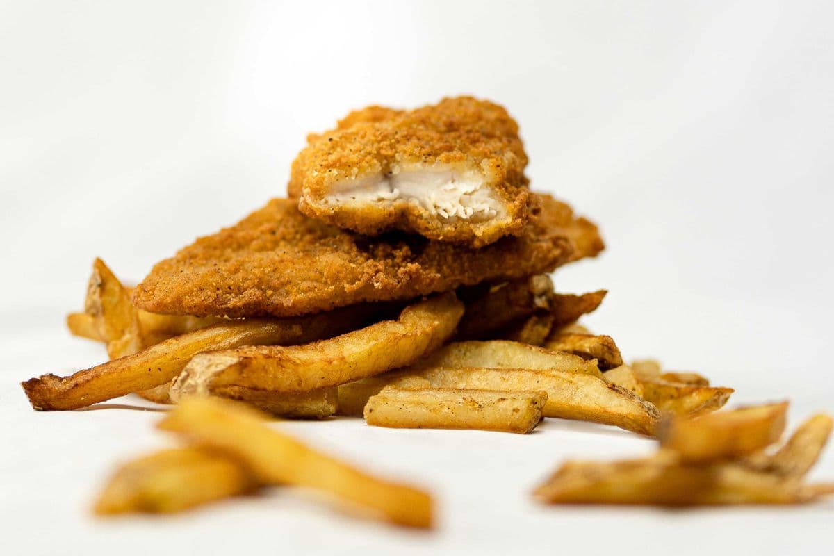 Chicken Fingers With Family Fries (10 pcs)