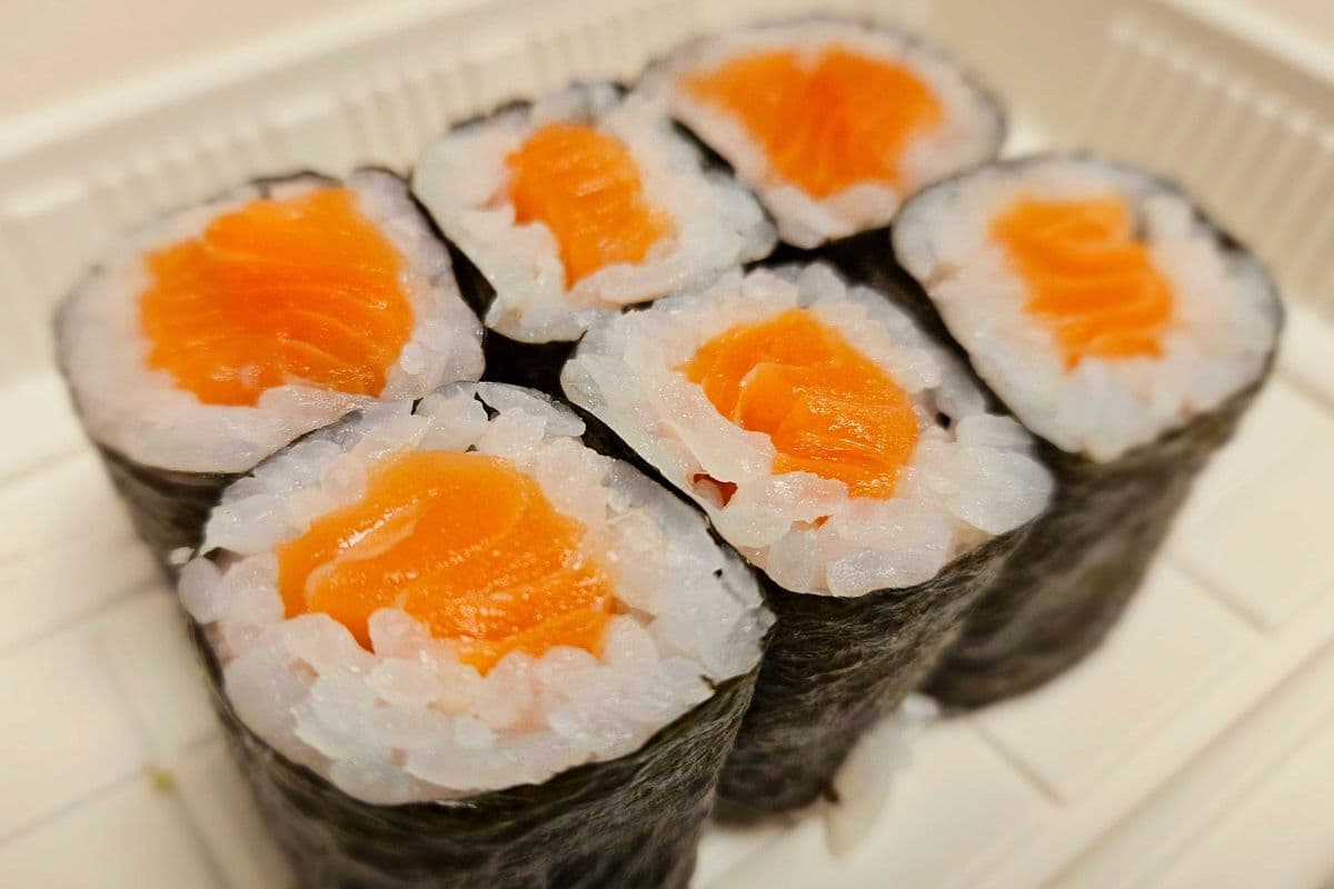 Salmon Maki