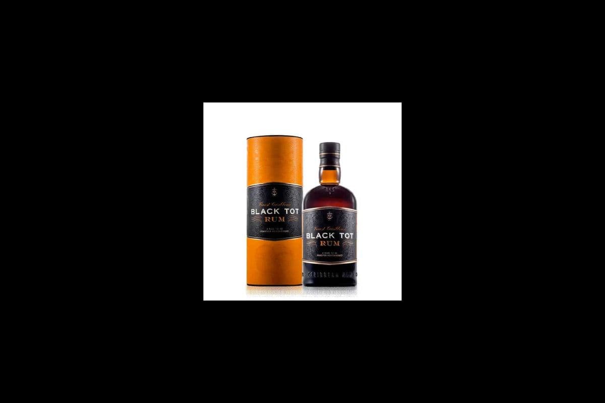 BLACK TOT RUM FINEST CARIBBEAN (1 x 750 ML)