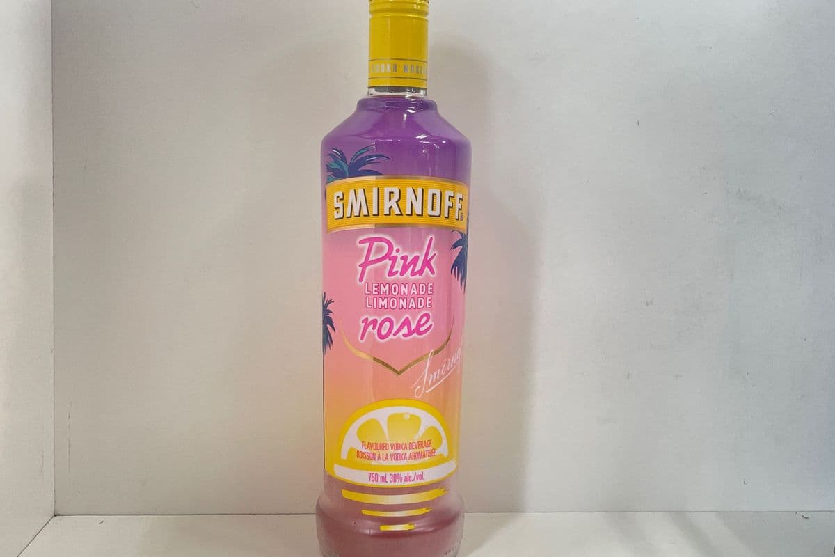 Smirnoff Pink Lemonade (1 x 750 ml)