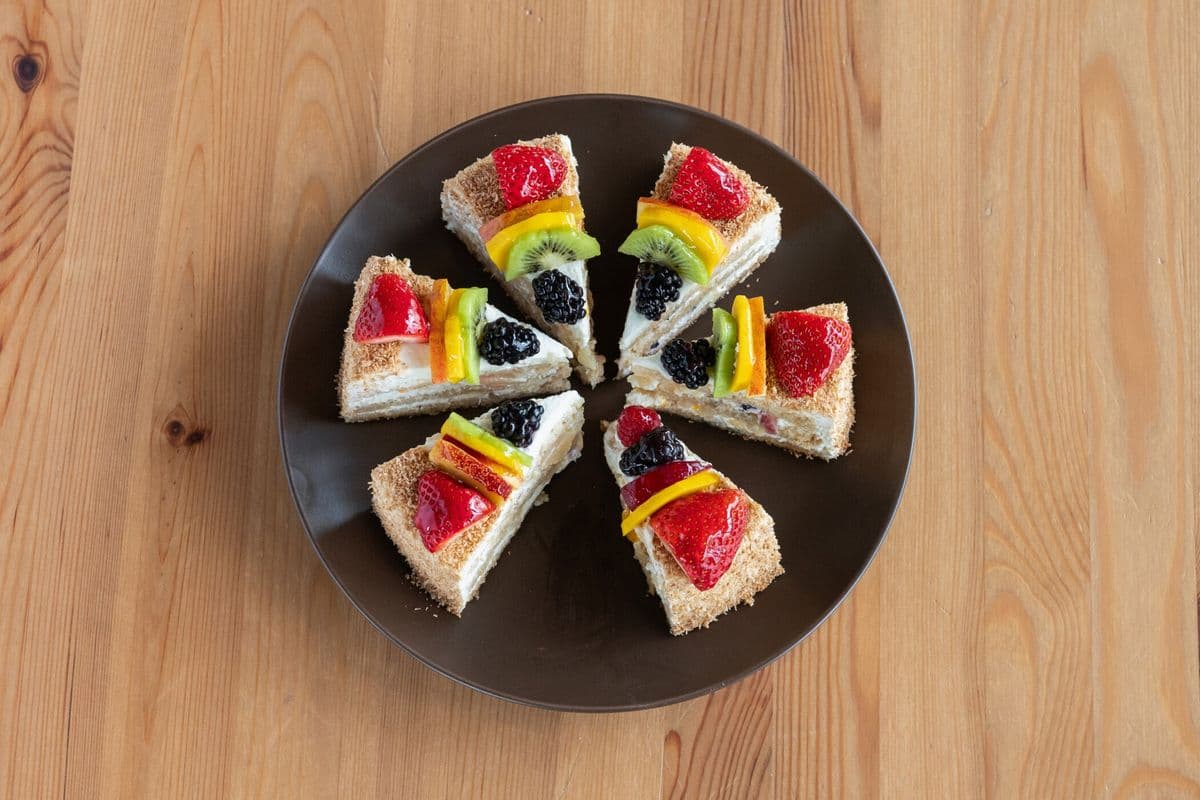 Fresh Cream Fresh Fruit Cake Slice