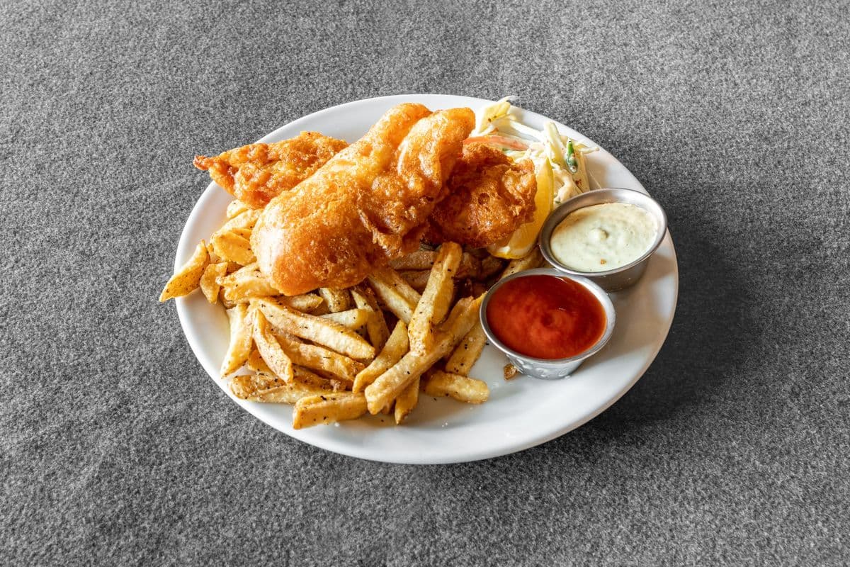 Fish + Chips (2 pieces)