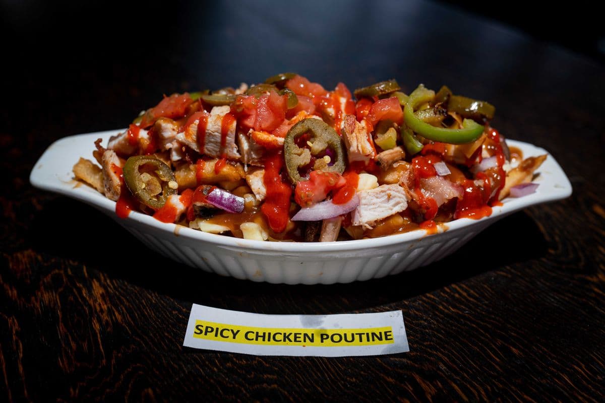 Spicy Chicken Poutine