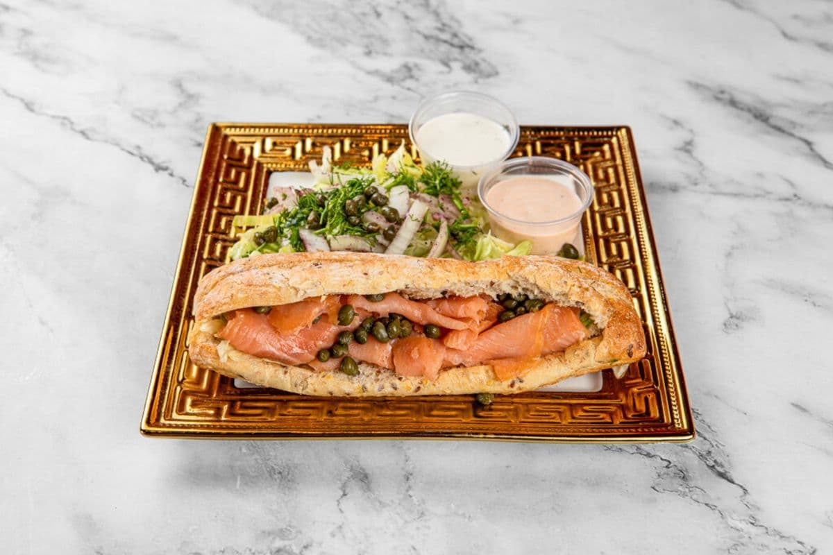 Salmon Sandwich (regular )