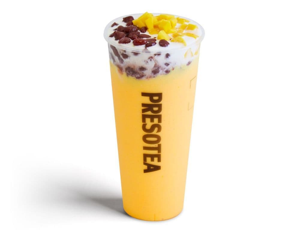 Frappé glacé mangue fraîche, avec lait de coco et fèves rouges / Fresh Mango Coconut Slush with Red Bean