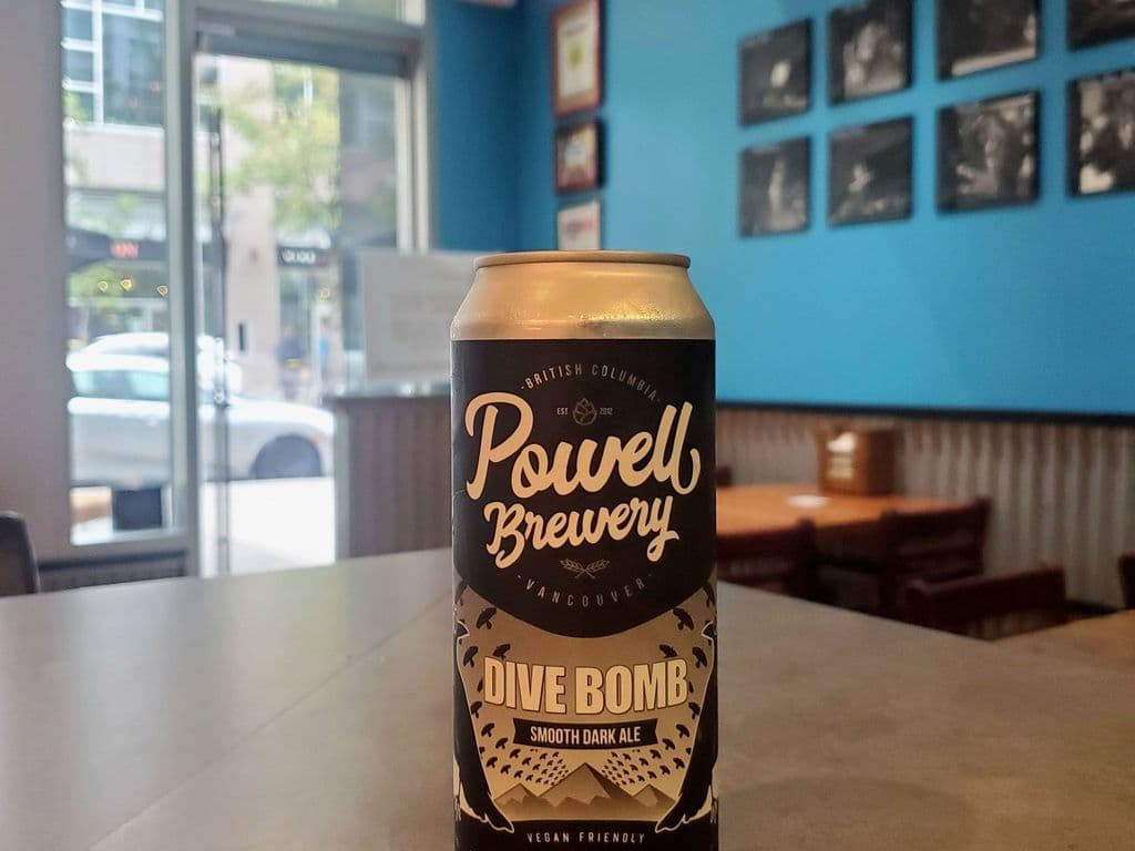 Powell Brewing DIVE BOMB Smooth Dark Ale, 473 ML can beer (5.0% ABV)