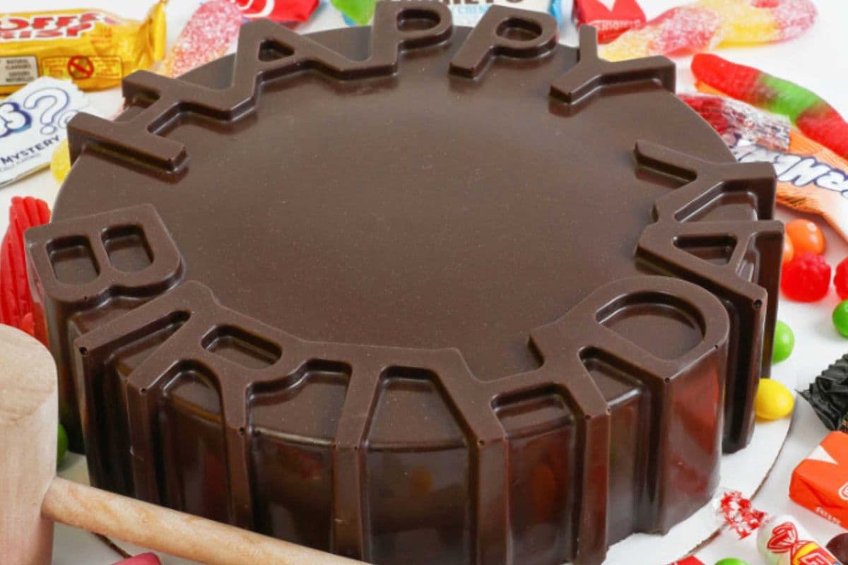"Happy Birthday" (Brown Circle)