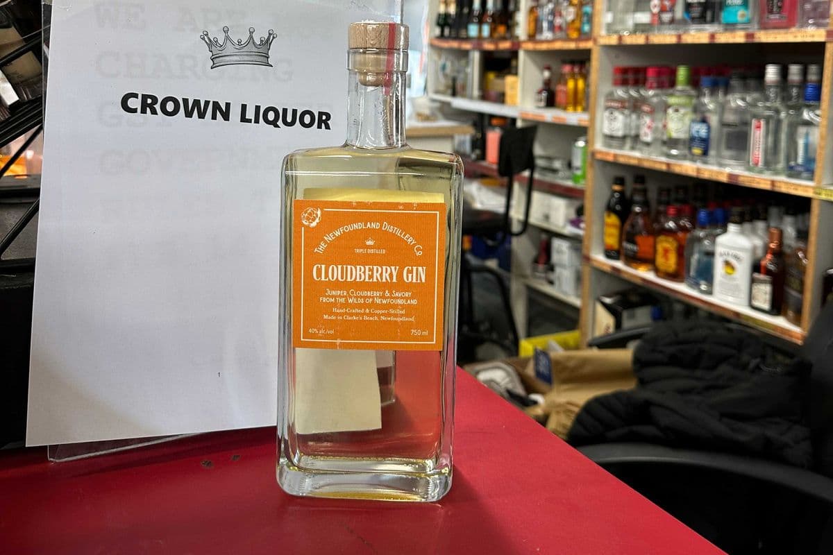 CLOUDBERRY GIN (1 x 750 ML)