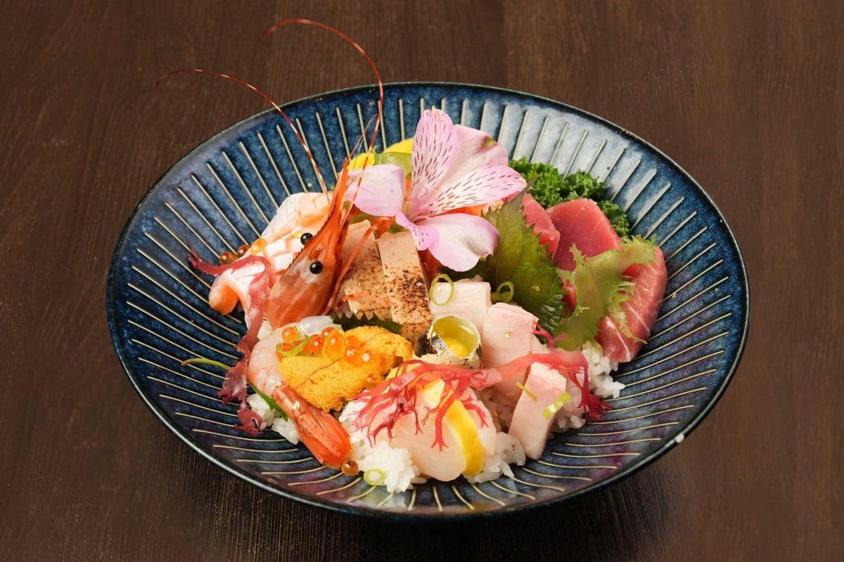 Uf3 Deluxe Chirashi Don / 至尊豪华鱼生饭