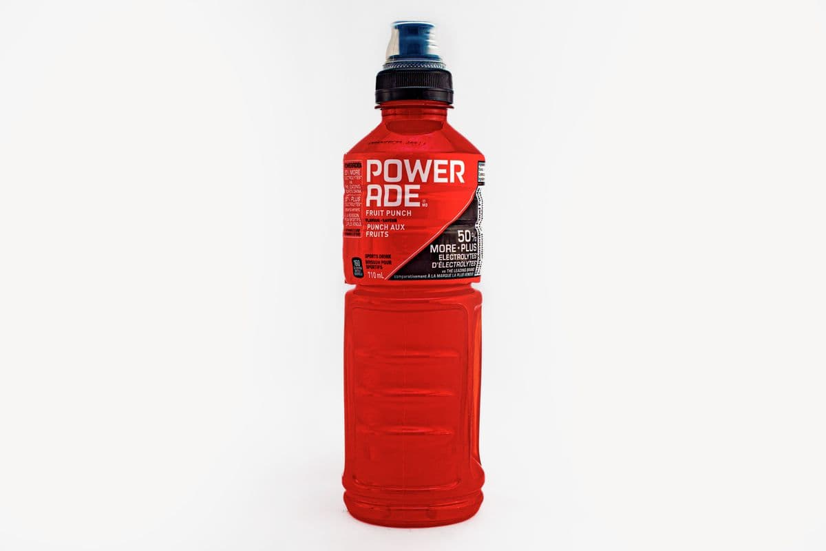 Powerade Fruit Punch (710 ml)