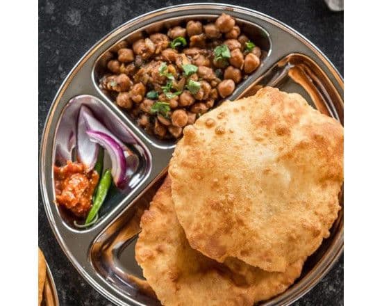 Chole Bhature Plate (2 pcs)