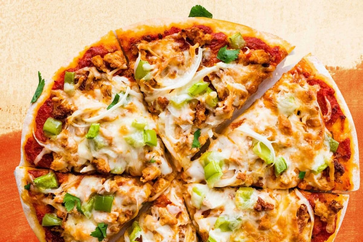 Butter Chicken Pizza (5 Toppings and 1 Free Dip)