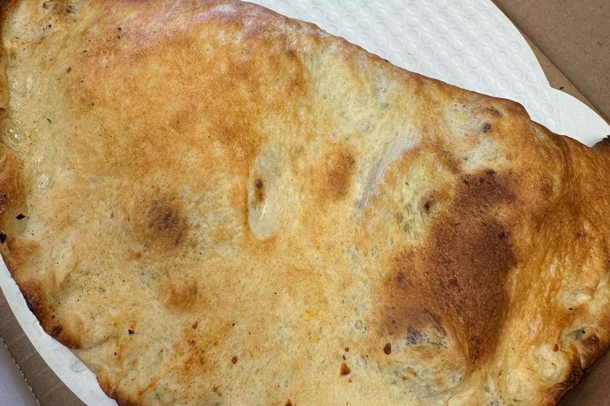 S & M Calzone