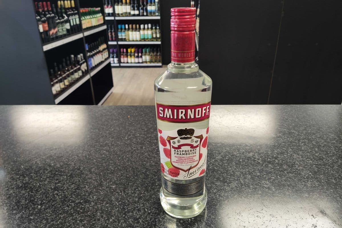 Smirnoff Vodka- Raspberry (1 x 750 ml Bottle)